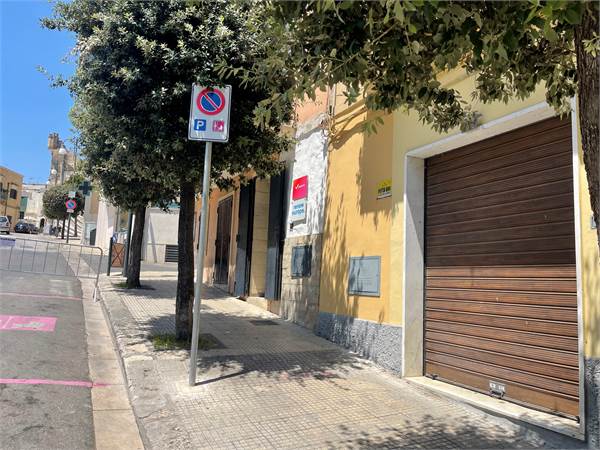 Locale commerciale Centrale